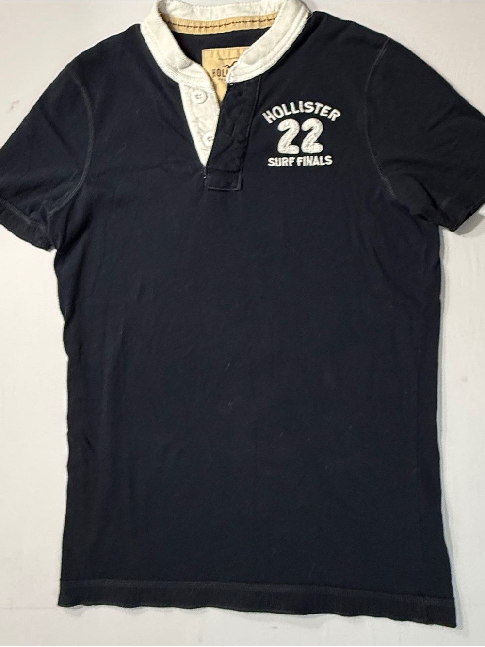 Hollister Men's Navy Henley with White Contrast Collar